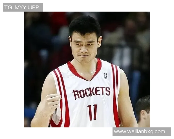 姚明2005年精彩盖帽瞬间回顾展现中国篮球巨星的风采与力量 姚明2005年精彩盖帽瞬间回顾展现中国篮球巨星的风采与力量