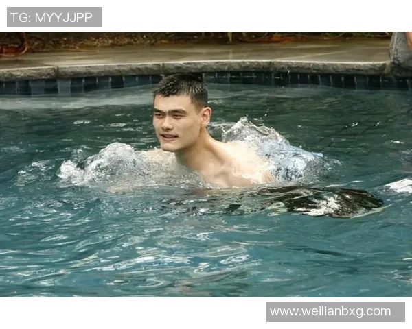 姚明与李良的传奇故事:从篮球场到人生舞台的精彩交汇 姚明与李良的传奇故事:从篮球场到人生舞台的精彩交汇